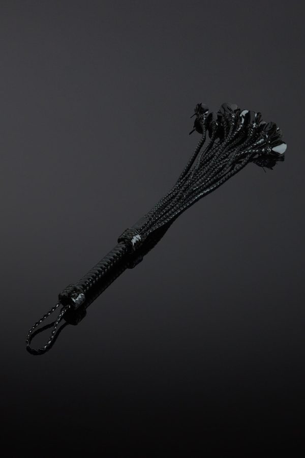 Rosa Noir Patent Leather Flogger