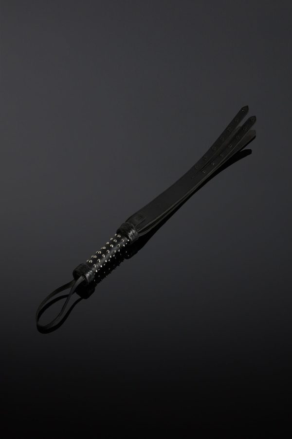 Vespera Vampire Teeth Slapper